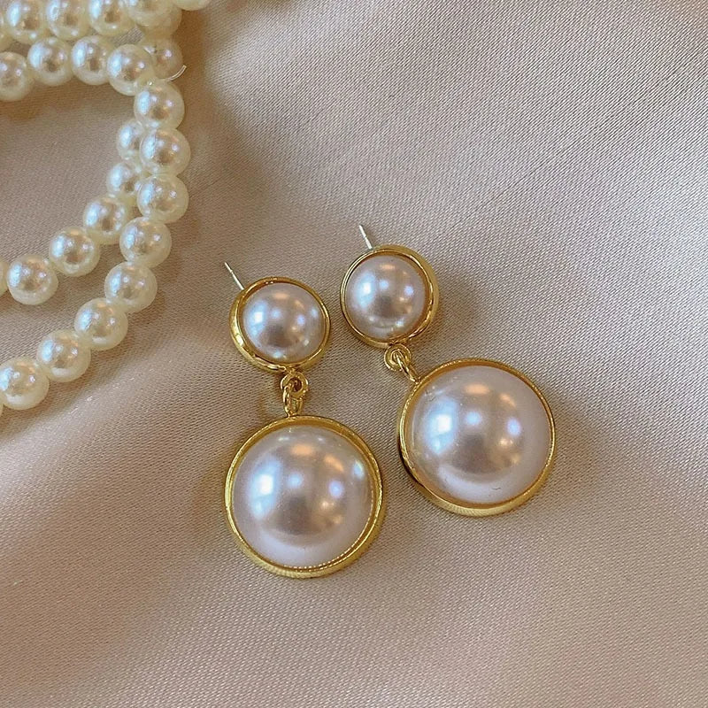 Jewelry CC Style Pearl Vintage Earrings